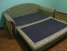 Продам диван б/у в Вишневом