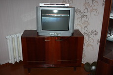 Продам тумбу