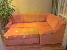 Продам диван угловой