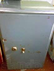 Продам сейф-тумбу