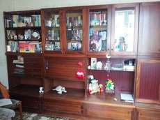 Продам стенку в гостинную, производство Прибалтика