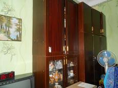 Продам стенку из 5 секций, диван