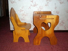 Продам новый детский столик и стул