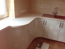 Кухни (искусственный камень) на заказ.