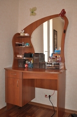 Продам Трюмо (фото)