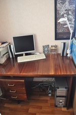 Продам Письменный Стол (фото)