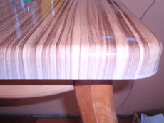 Столы кухонные.