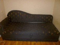 Диван раскладной б/у в хорошем состоянии.