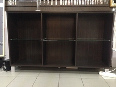 Отличные стеллажи со стеклянными полками, срочно!