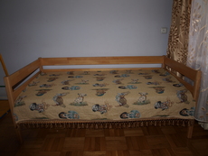 Продам детскую кровать бу в отличном состоянии