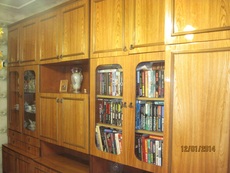 Срочно продам б/у стенку "Жемчуг"