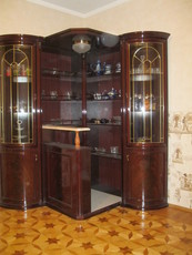 Продам угловую барную стойку.