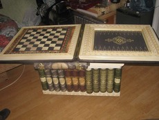 Столик журнальный, игральный "Книга"