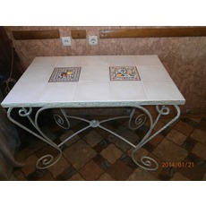 Продаем кованый столик в стиле "прованс"