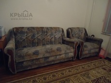 Продам раскладной диван и два кресла