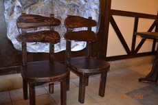 Меблі з масиву сосни.