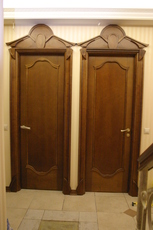 Межкомнатные двери с массива (натуральная древесина).