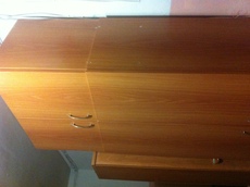 Двухстворчатый шкаф.