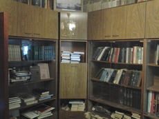 Продам книжные шкафы