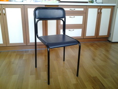 Стулья офисные.