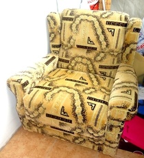 Продам 2 отреставрированных кресла в отличном состоянии