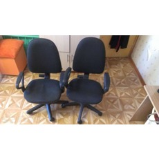 Продам стулья офисные 2 шт - 300 грн.