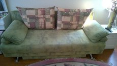 Продам диван.