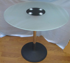 Нові обідні столи