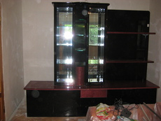 Продам стінку / сервант пр-во Італія, дерево, лакована