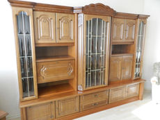 Меблі для вітальні. Стінки для віталень б / у.