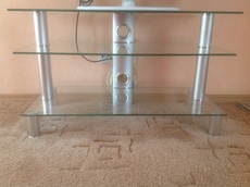 Продам тумбу под телевизор стеклянную
