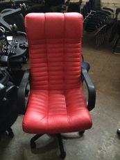 Кресло для руководите Atlant.