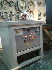 Кромкооблицовочный станок б. у. на 380-220 вольт.