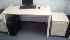 Столы для офиса и для дома