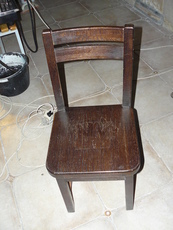 Продам б / в стільці для кафе, барів, громадського харчуванн