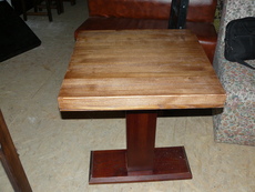 Б/у столы и стулья для кафе и ресторанов.