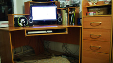 Угловой компьютерный стол (ольха) срочно! Отличное состояние