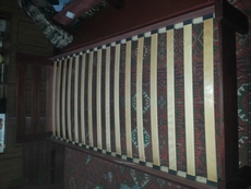 Продам два односпальні ліжка дерев'яні