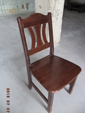 Продам деревянные стулья б/у