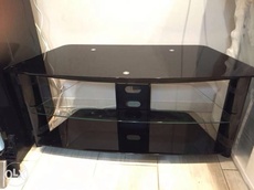 Продам стеклянную тумбу под телевизор