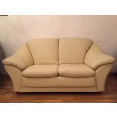 Продам финский кожаный диван