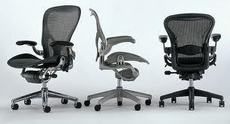 Кресло Herman Miller Aeron.