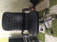 Офисное кресло за 2500 грн