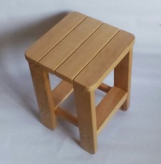 Табуретки из ольхи