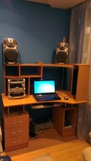 Продам компьютерный стол