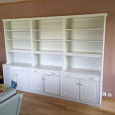 Продаем хорошую мебель