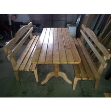 Стол и две скамейки из дерева, 3700 грн