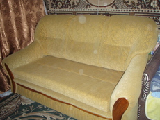 Продам диван для гостиной