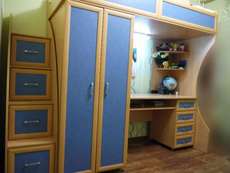 Детская комната (кровать, стол, шкаф)