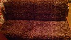 Диван продам.